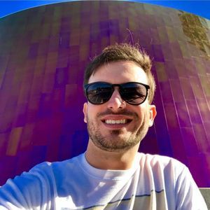 Meet your Posher, Alexandre